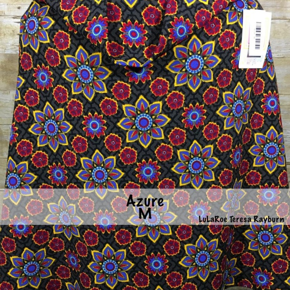 Lularoe Azure Skirt Size Medium - NWT